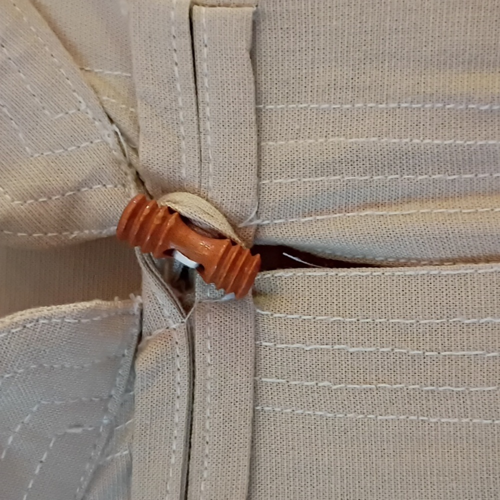 Beige Embroidered Traditional  Jacket .Pit To Put 21" - Picture 6 of 6